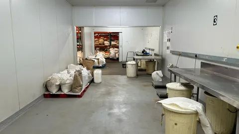 16 Endean Street - 6490m² (23)